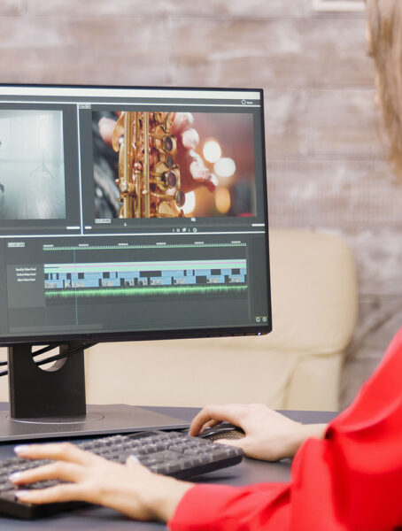 video_editing_red video_editing_red